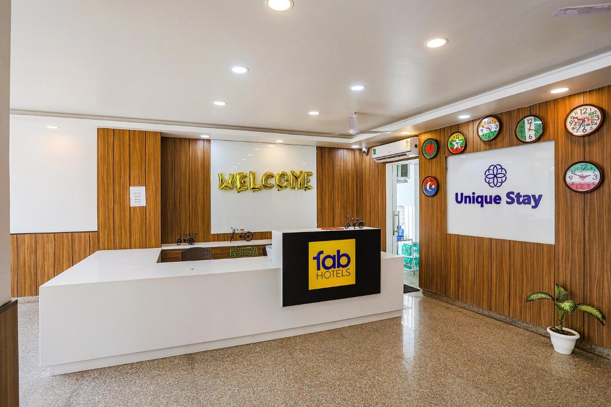 Fabhotel Unique Stay Noida Kültér fotó